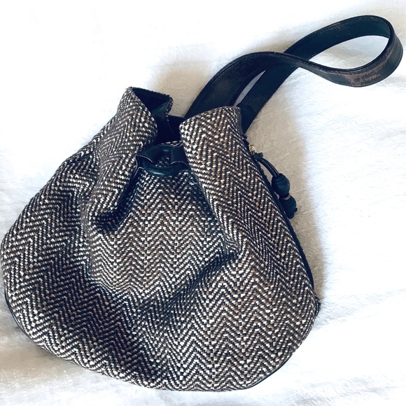 4/$100🌱 Liz Claiborne Satchel Bag Purse Brown Neutral Shoulder Bowler Canvas - Picture 1 of 4
